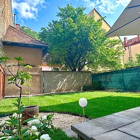 Resort Piata Sfatului Braşov